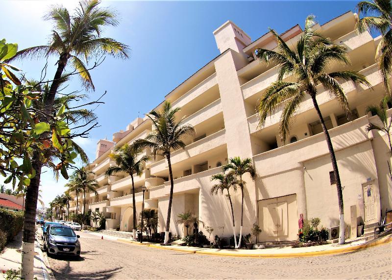 Camino Real Manzanillo Hotel Exterior foto